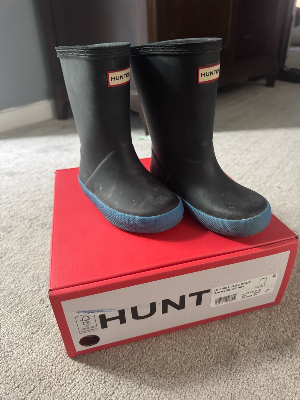 Hunter Kids Navy Rain Boots